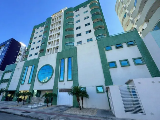 Apartamento 2 quartos e 2 banheiros, à venda, no bairro Centro em Itajaí