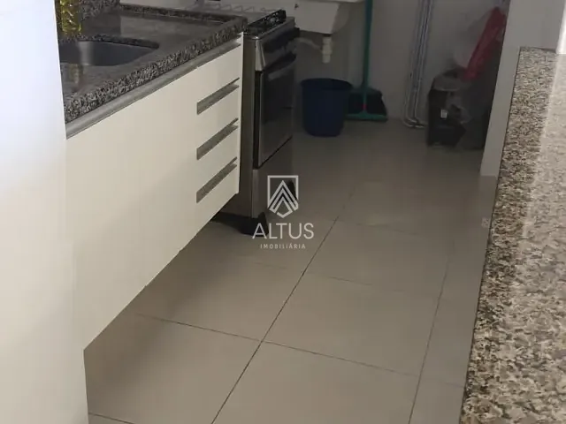 Apartamento 1 quarto e 1 banheiro, para alugar, no bairro Ondina em Salvador