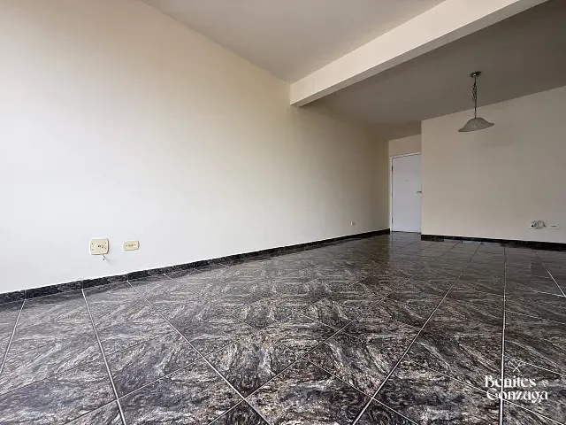 Apartamento 3 quartos e 2 banheiros, à venda, no bairro Chácara Paulista em Maringá