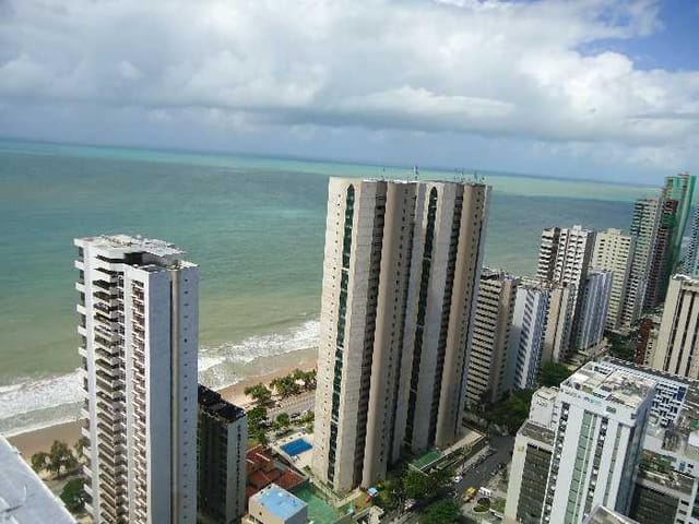 Apartamento 2 quartos e 2 banheiros, à venda, no bairro Boa Viagem em Recife