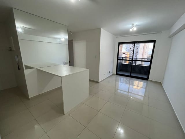 Apartamento 2 quartos e 2 banheiros, à venda, no bairro Boa Viagem em Recife
