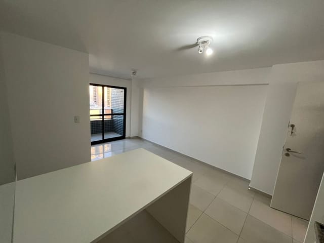 Apartamento 2 quartos e 2 banheiros, à venda, no bairro Boa Viagem em Recife