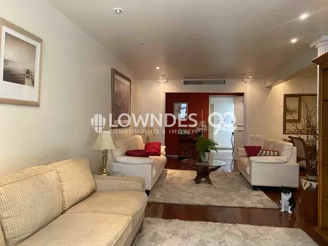 Apartamento com 162m² 3 quartos e 2 banheiros, à venda, no bairro Copacabana em Rio de Janeiro
