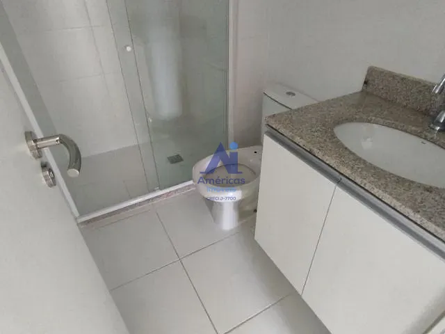 Apartamento com 66m² 2 quartos e 2 banheiros, para alugar, no bairro Recreio dos Bandeirantes em Rio de Janeiro