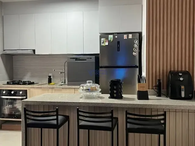 Apartamento 2 quartos e 1 banheiro, à venda, no bairro Parque Industrial em São José dos Campos