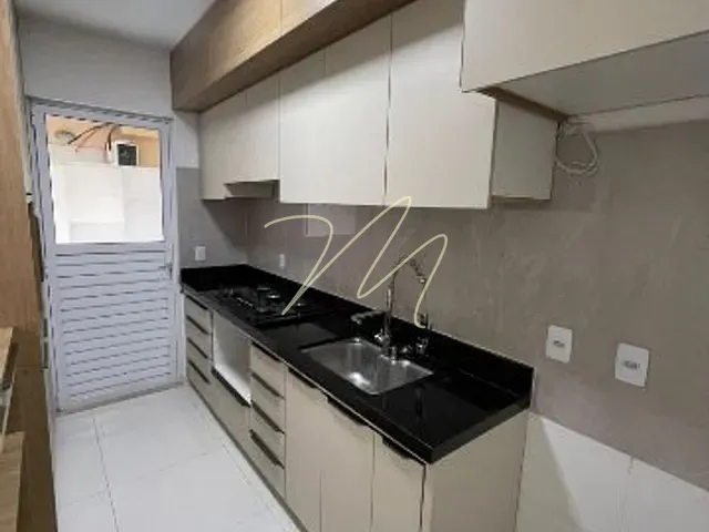 Apartamento 2 quartos e 2 banheiros, à venda, no bairro Nossa Senhora da Vitória em Ilhéus
