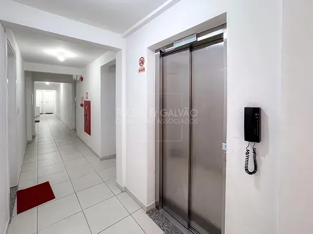 Apartamento 1 quarto e 1 banheiro, à venda, no bairro Vila Izabel em Curitiba