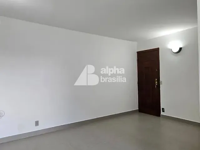 Apartamento 1 quarto e 1 banheiro, para alugar, no bairro Asa Sul em Brasília