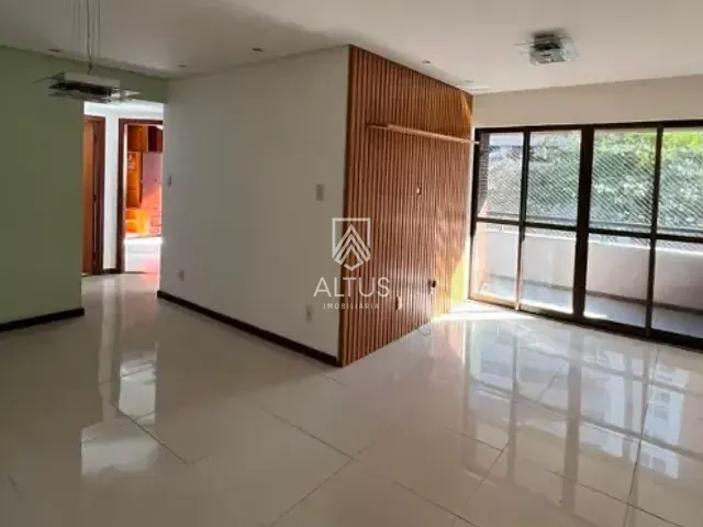 Apartamento 3 quartos e 2 banheiros, à venda, no bairro Pituba em Salvador