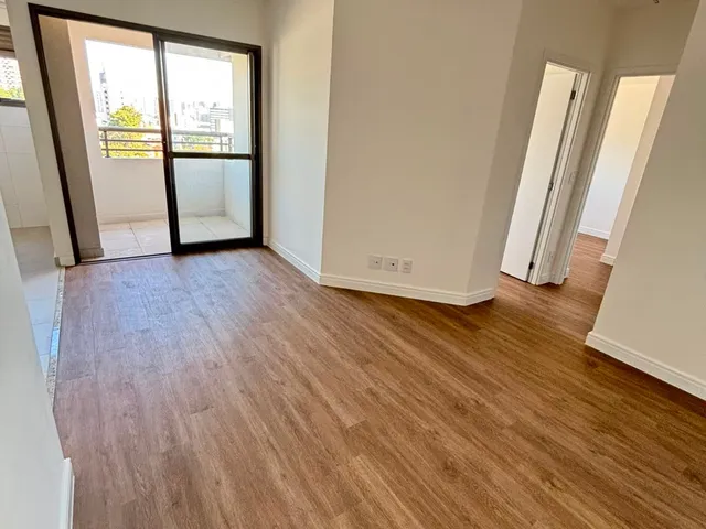 Apartamento 2 quartos e 1 banheiro, à venda, no bairro Vila São Pedro em Santo André