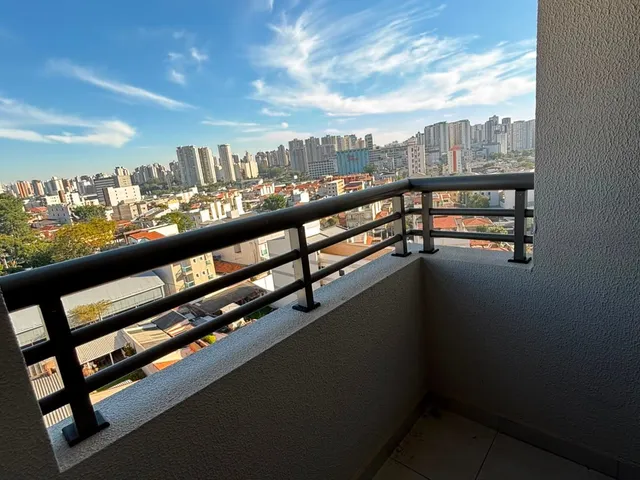 Apartamento 2 quartos e 1 banheiro, à venda, no bairro Vila São Pedro em Santo André
