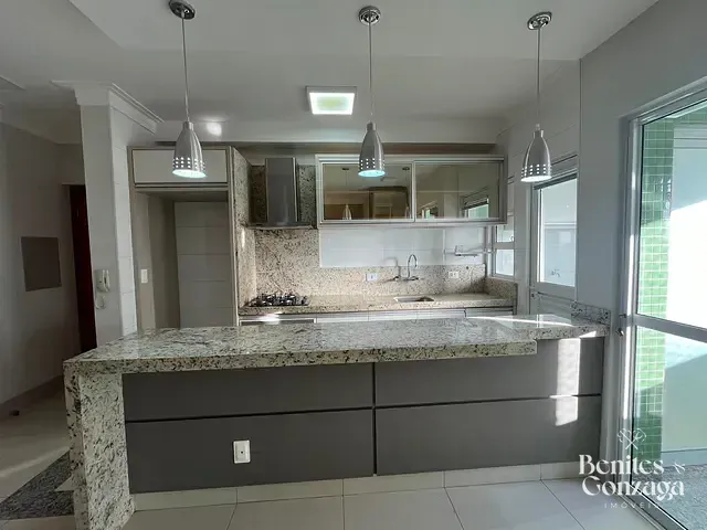 Apartamento 3 quartos e 2 banheiros, para alugar, no bairro Zona 01 em Maringá