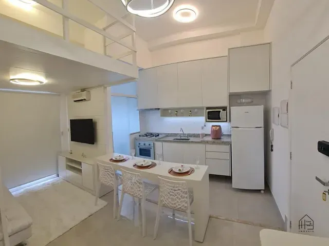 Apartamento 1 quarto e 1 banheiro, à venda ou para alugar, no bairro Granja Viana em Cotia