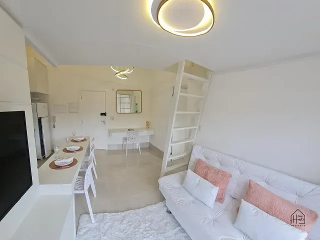 Apartamento 1 quarto e 1 banheiro, à venda ou para alugar, no bairro Granja Viana em Cotia