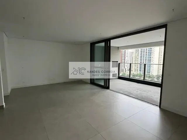 Apartamento 3 quartos e 4 banheiros, à venda, no bairro Santa Rosa em Londrina