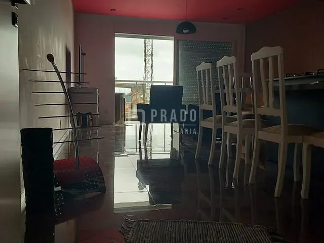 Apartamento 2 quartos e 2 banheiros, à venda, no bairro Centro em Pelotas