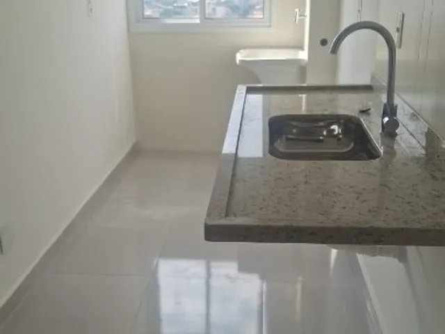 Apartamento 2 quartos e 2 banheiros, à venda, no bairro Vila Pires em Santo André