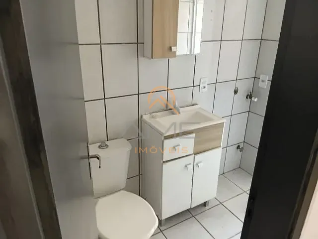 Apartamento 1 quarto e 1 banheiro, para alugar, no bairro Centro em Pelotas