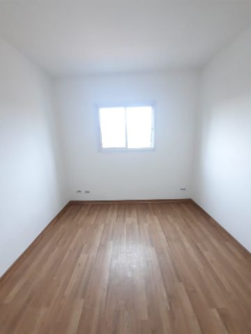 Apartamento 2 quartos e 2 banheiros, à venda, no bairro Parque Jaçatuba em Santo André