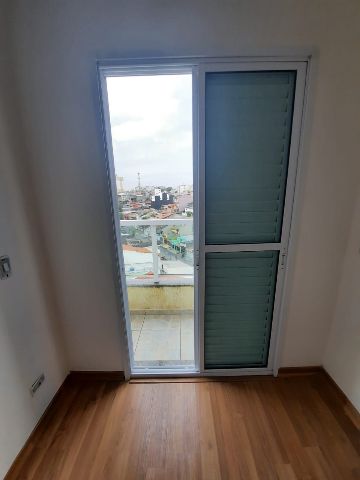 Apartamento 2 quartos e 2 banheiros, à venda, no bairro Parque Jaçatuba em Santo André