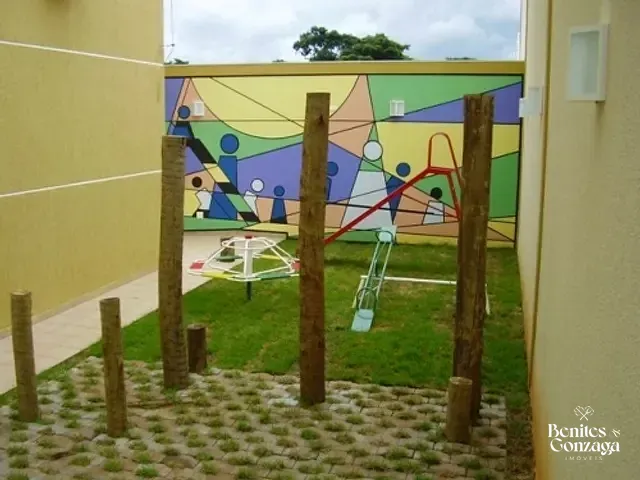 Apartamento 2 quartos e 1 banheiro, à venda, no bairro Vila Vardelina em Maringá