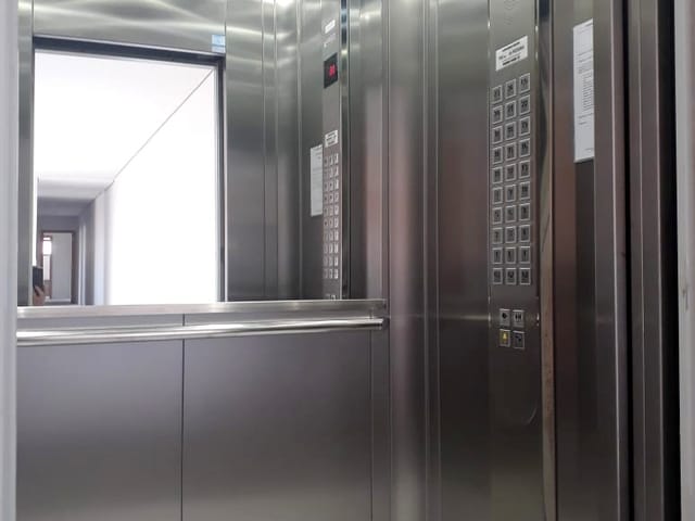 Apartamento com 330m² 3 quartos e 5 banheiros, à venda, no bairro Centro em Ponta Grossa