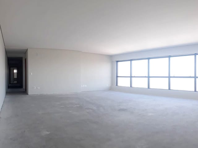 Apartamento com 330m² 3 quartos e 5 banheiros, à venda, no bairro Centro em Ponta Grossa