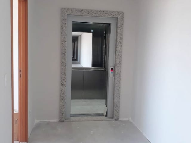 Apartamento com 330m² 3 quartos e 5 banheiros, à venda, no bairro Centro em Ponta Grossa