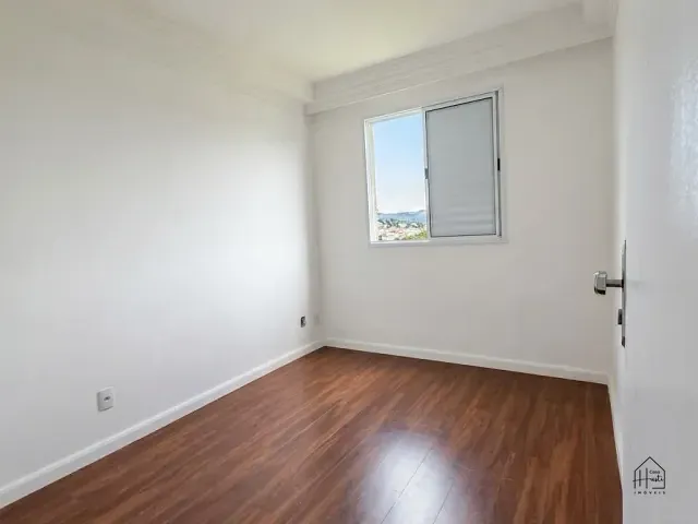 Apartamento 2 quartos e 1 banheiro, à venda, no bairro Jardim Ísis em Cotia
