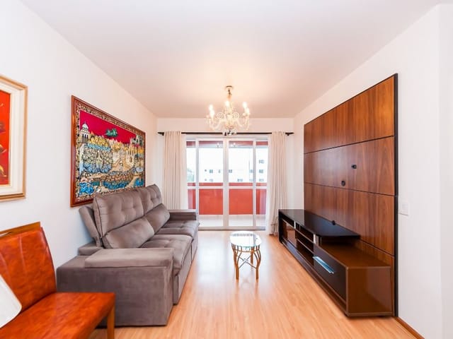 Apartamento 3 quartos e 4 banheiros, para alugar, no bairro Bigorrilho em Curitiba