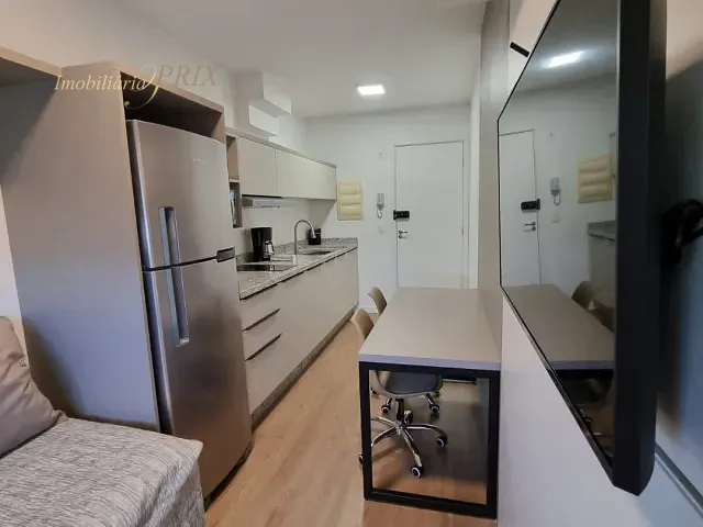 Apartamento com 45m² 1 quarto e 1 banheiro, para alugar, no bairro Centro Cívico em Curitiba