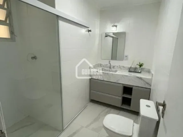 Apartamento 2 quartos e 2 banheiros, à venda, no bairro Enseada em Guarujá