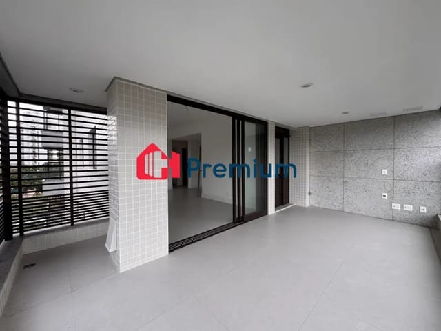 Apartamento 3 quartos e 5 banheiros, à venda, no bairro Barra da Tijuca em Rio de Janeiro