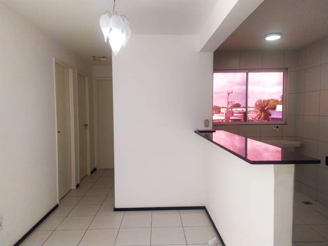 Apartamento 2 quartos e 2 banheiros, para alugar, no bairro Maraponga em Fortaleza