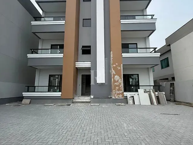 Apartamento 2 quartos e 2 banheiros, à venda, no bairro Areias em Tijucas