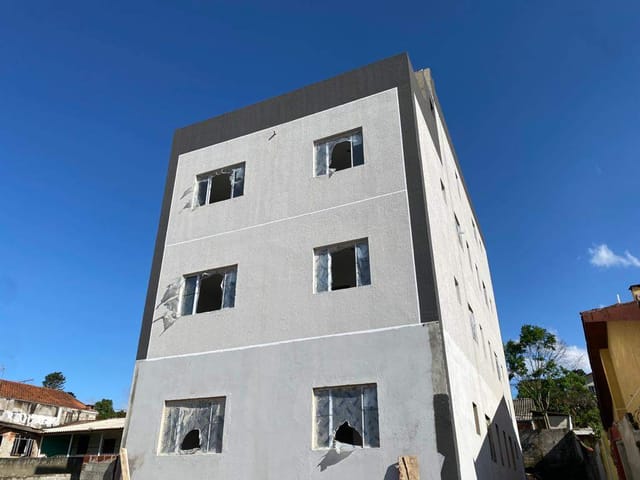 Foto do Apartamento - EXCELENTE APARTAMENTO COM 02 DORMITÓRIOS DISPONÍVEL NO BAIRRO GUARAITUBA EM COLOMBO POR R$ 199.990,00 | Azos imóveis