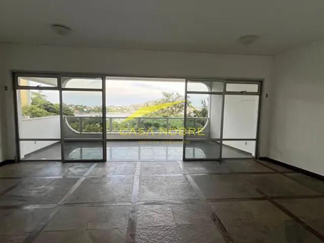 Apartamento 4 quartos e 2 banheiros, à venda, no bairro Praia do Canto em Vitória