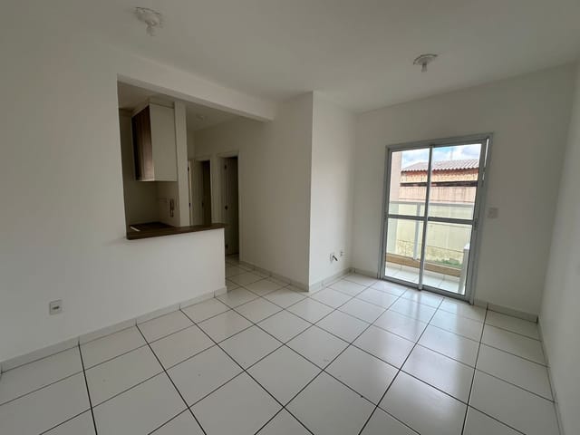 Apartamento 2 quartos e 1 banheiro, para alugar, no bairro Jardim Novo Maracanã em Campinas