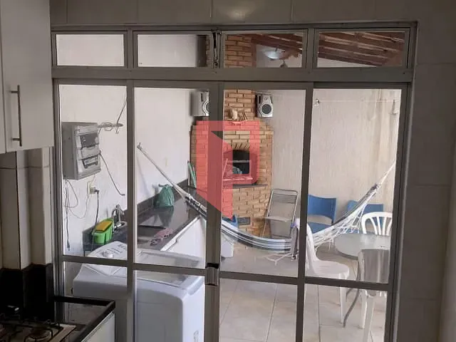 Apartamento com 375m² 2 quartos e 1 banheiro, à venda, no bairro Fernao dias em Belo Horizonte