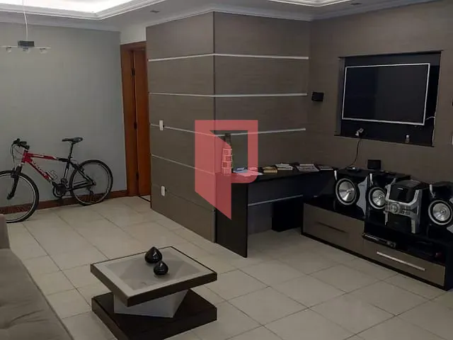 Apartamento com 375m² 2 quartos e 1 banheiro, à venda, no bairro Fernao dias em Belo Horizonte