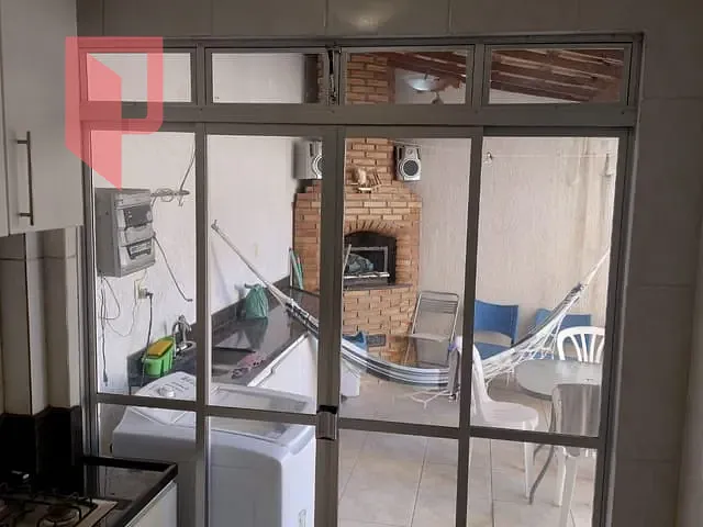 Apartamento com 375m² 2 quartos e 1 banheiro, à venda, no bairro Fernao dias em Belo Horizonte