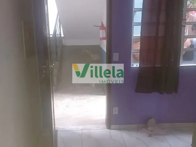 Apartamento 2 quartos e 1 banheiro, para alugar, no bairro Vila Perracini em Poá