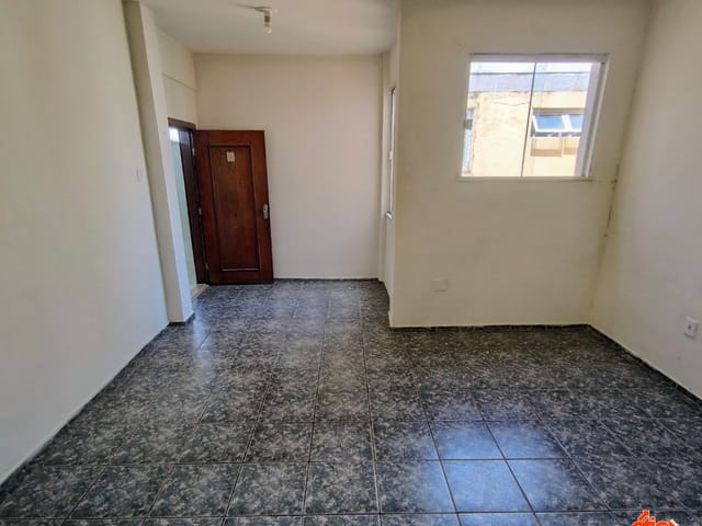 Apartamento 2 quartos e 1 banheiro, à venda ou para alugar, no bairro Batista Campos em Belem