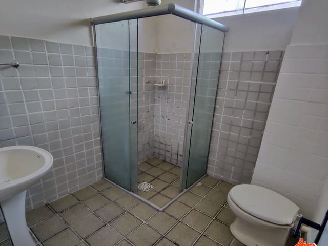 Apartamento 2 quartos e 1 banheiro, à venda ou para alugar, no bairro Batista Campos em Belem