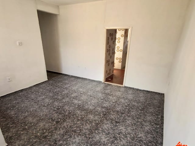 Apartamento 2 quartos e 1 banheiro, à venda ou para alugar, no bairro Batista Campos em Belem