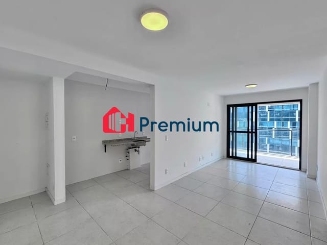 Apartamento 3 quartos e 2 banheiros, à venda, no bairro Recreio dos Bandeirantes em Rio de Janeiro