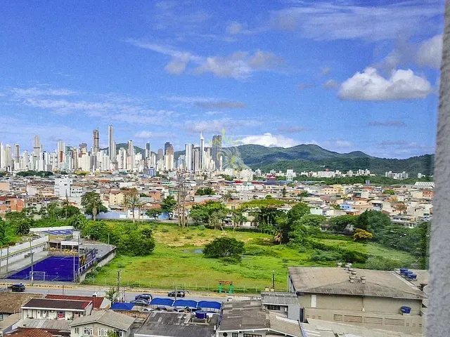 Apartamento 3 quartos e 2 banheiros, à venda, no bairro Tabuleiro em Camboriú
