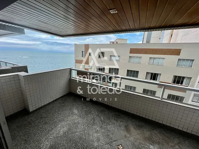Apartamento com 317m² 4 quartos e 3 banheiros, à venda, no bairro Centro em Guarapari