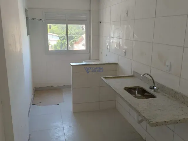 Apartamento 2 quartos e 2 banheiros, à venda, no bairro Jardim Oriente em São José dos Campos