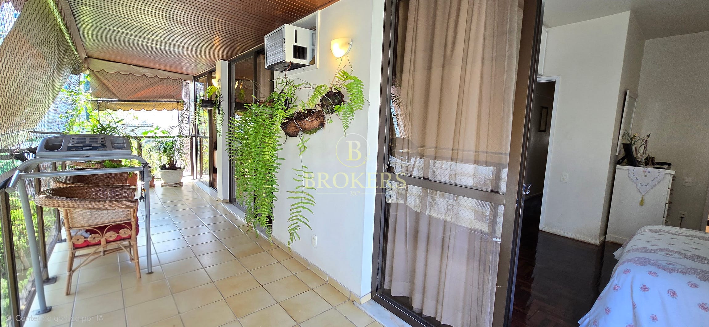 Apartamento à venda, Rua santa Clara, junto ao Bairro Peixoto, Copacabana! Aproximadamente 162m², Varandão, 3 quartos, 1 suíte, andar alto, 2 vagas.